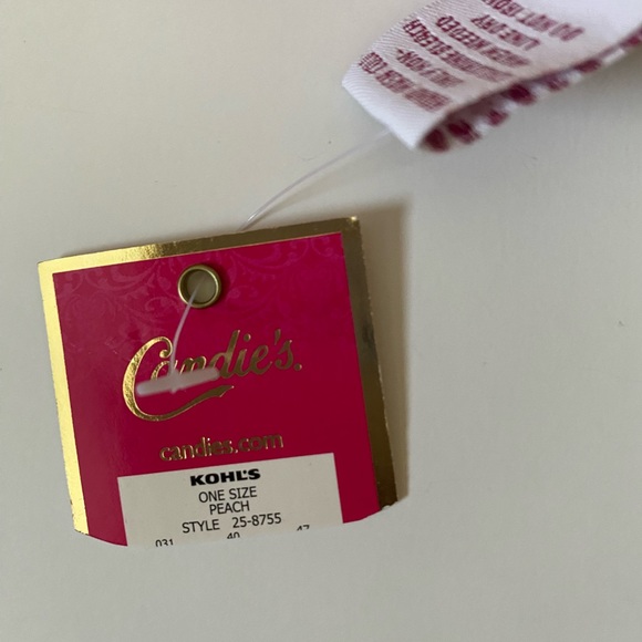 Candie’s women’s spring circle infinity scarf one size peach color NWT - Picture 6 of 8